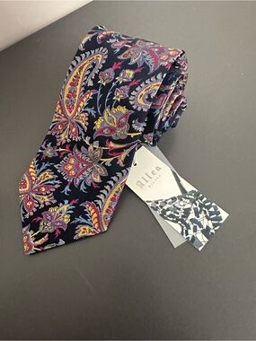 NWT Altea Milano 100% Silk Paisley Tie Handmade in Italy Luxury Designer